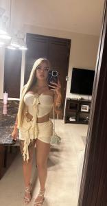 631518134: Chica busca chico en Gerona
