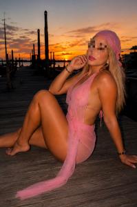 613490554: Chica busca chico en Valencia