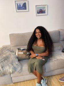 607409866: Travesti en Alicante