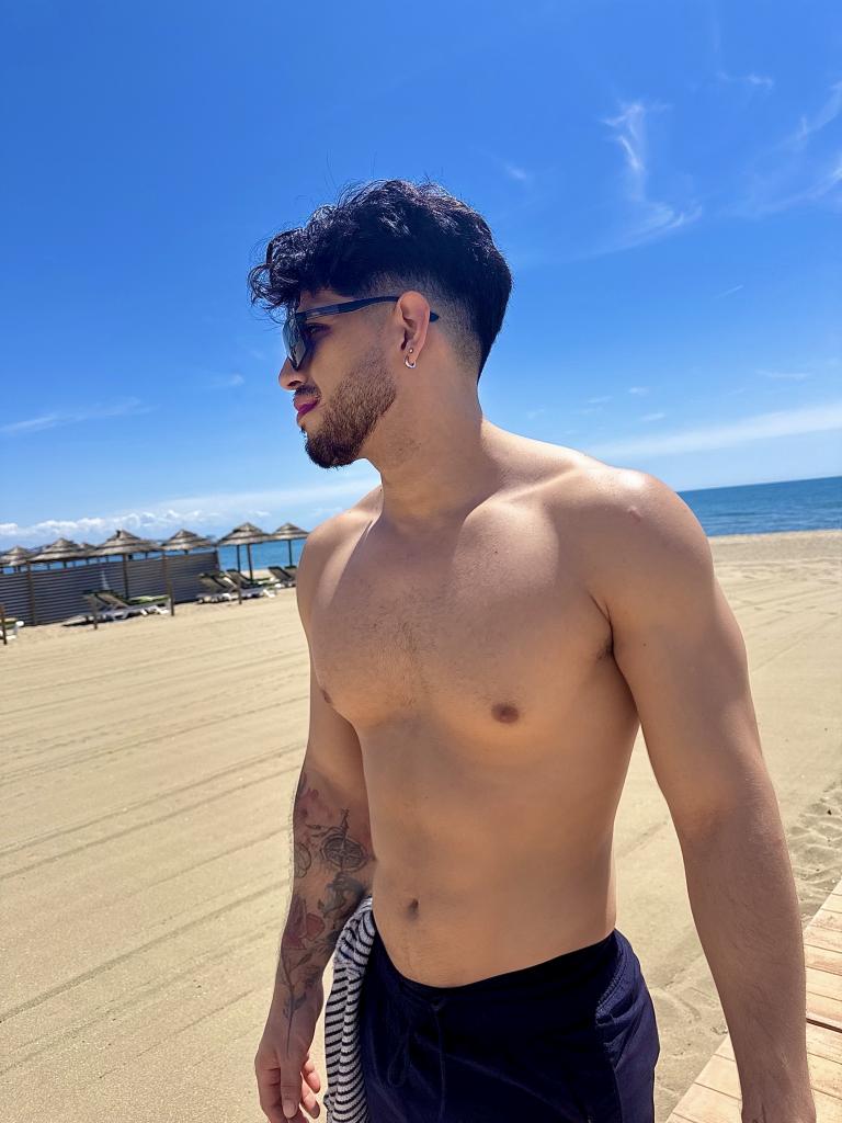 643852366: Chico busca chica en Sevilla