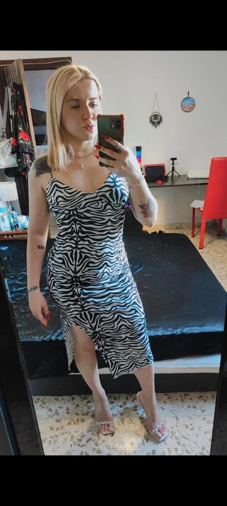 Chica busca chico en Cádiz: 