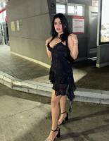 641320850: Chica busca chico en Sevilla