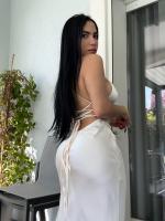 631891238: Chica busca chico en Barcelona