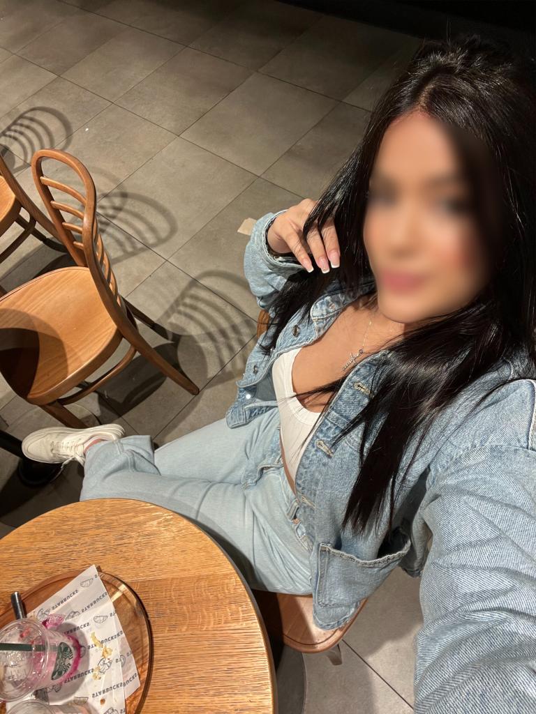 Chica busca chico en La Coruña: 