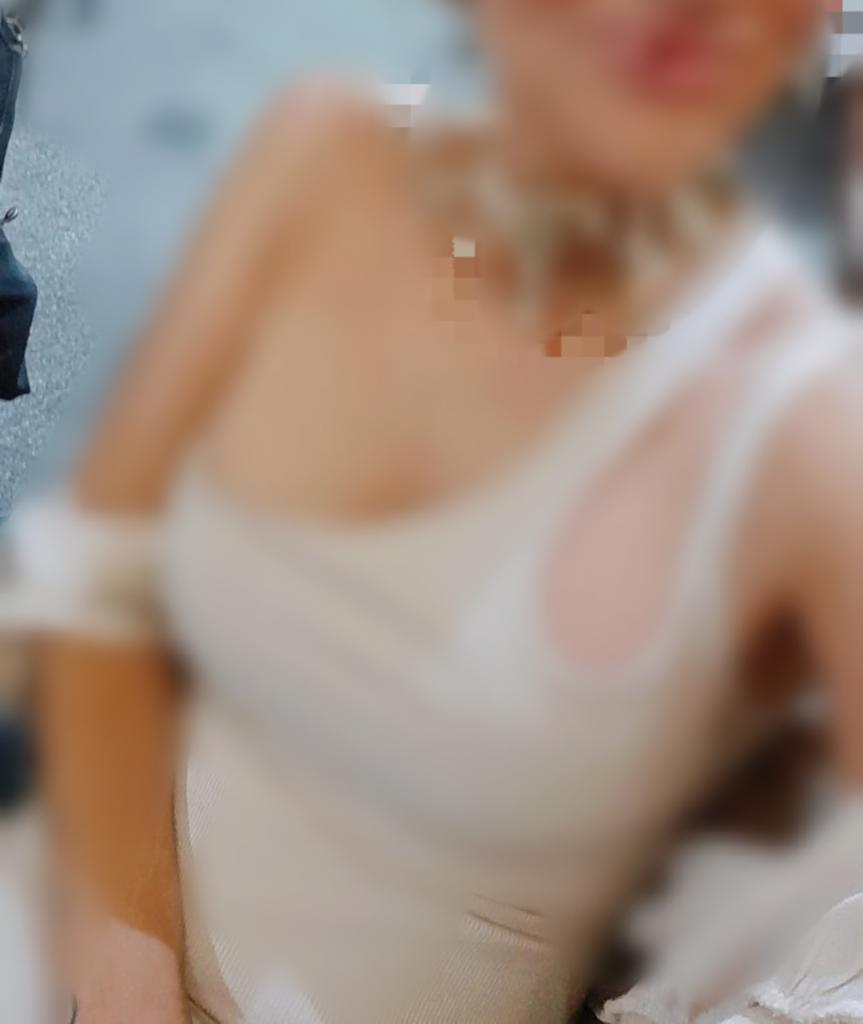667080968: Chica busca chico en Cádiz