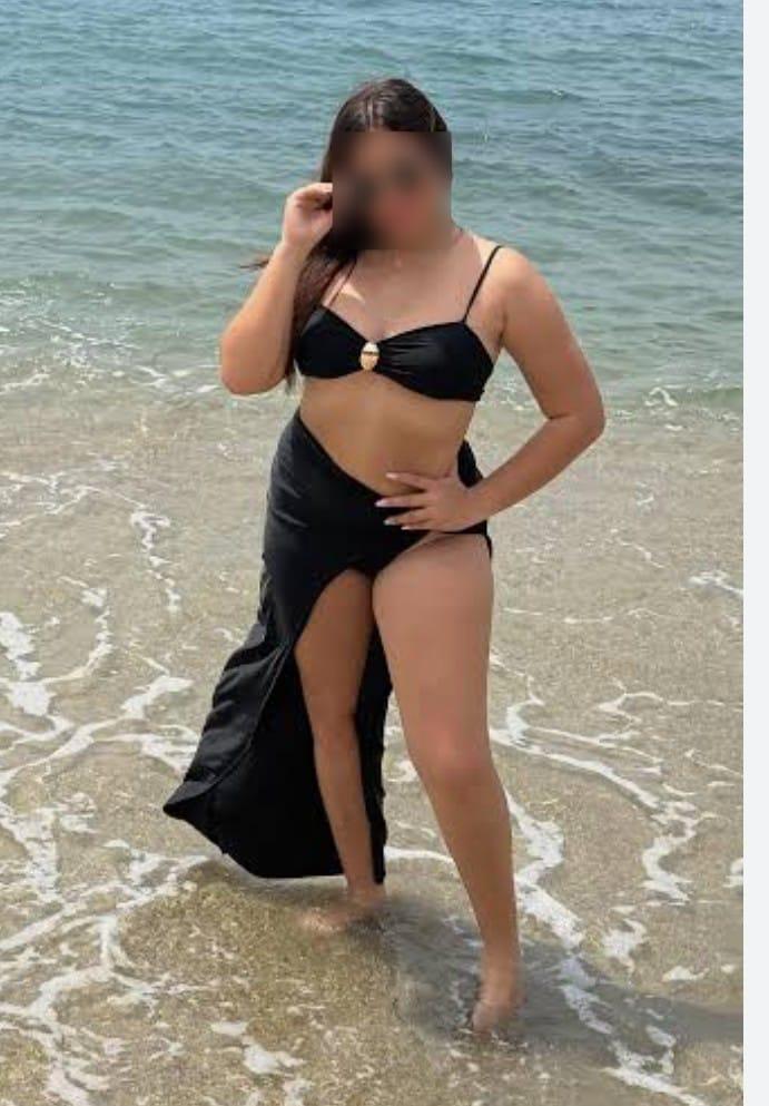 Chica busca chico en Almería: Chica busca chico