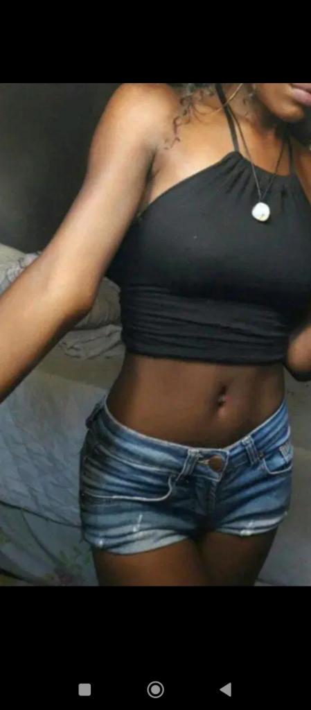 600564709: Chica busca chico en Madrid