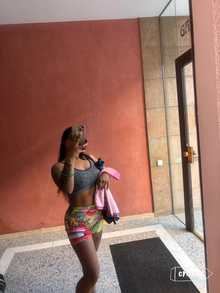 Chica busca chico en Barcelona: 