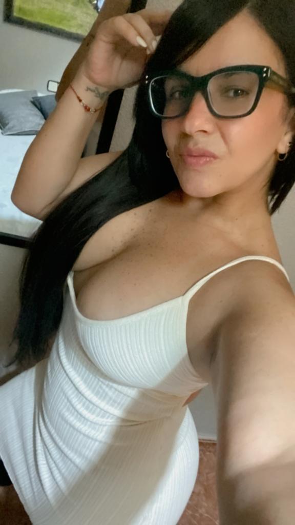 Chica busca chico en Jaén: 