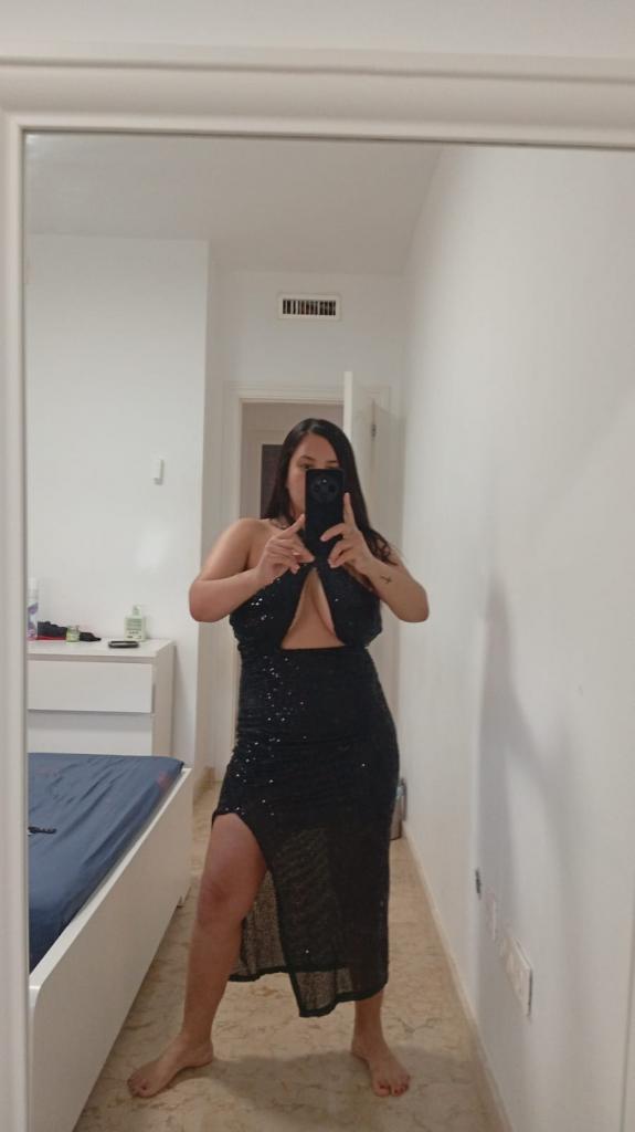 Chica busca chico en Málaga: Chica busca chico