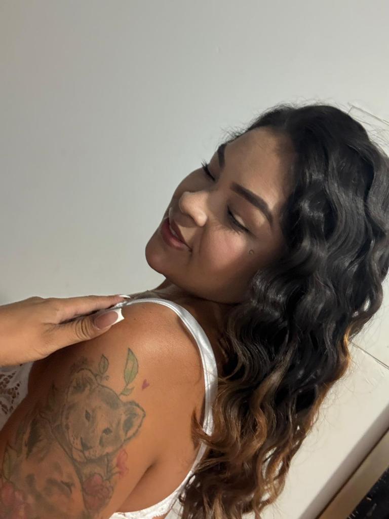 Chica busca chico en Barcelona: Chica busca chico