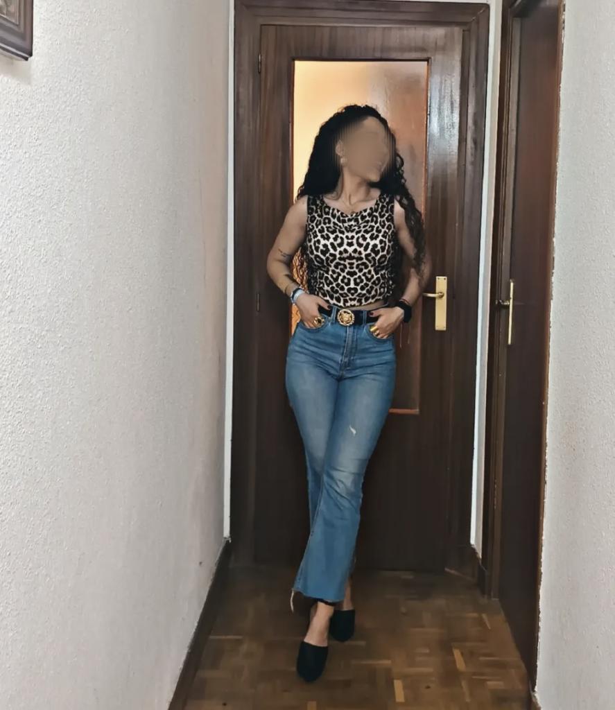 603213266: Chica busca chico en Gerona