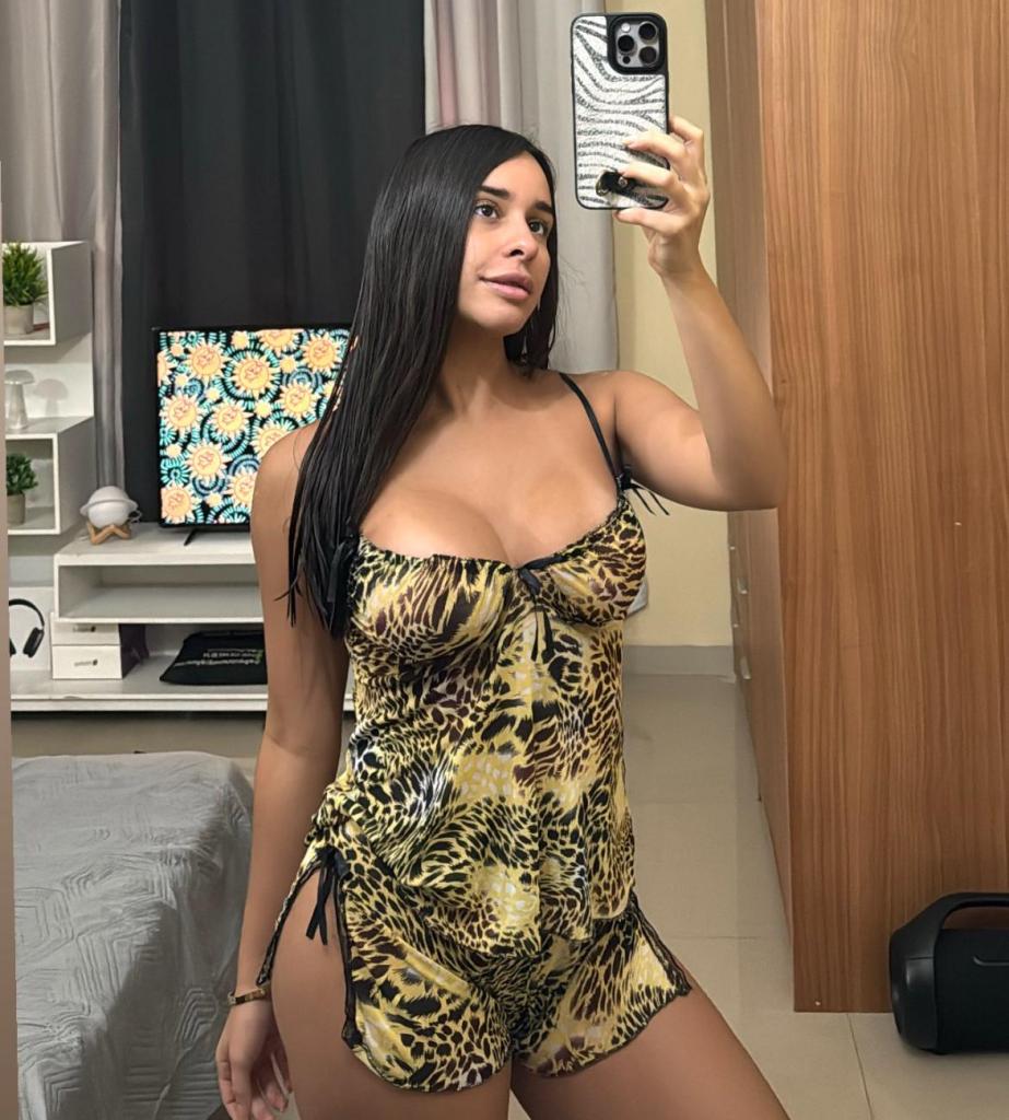 641417570: Chica busca chico en La Coruña