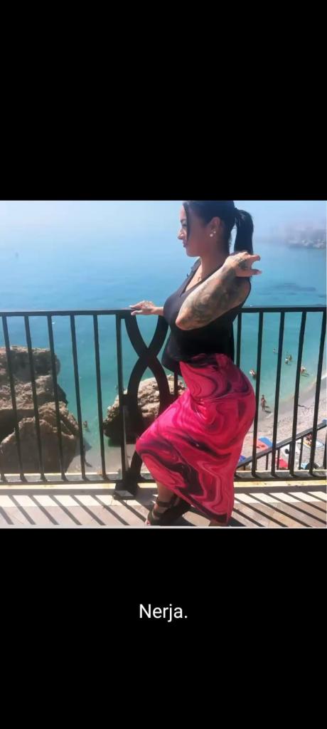 Chica busca chico en Granada: 