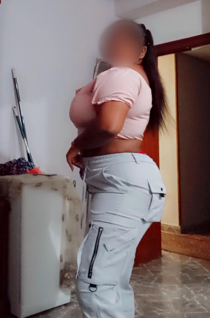 613374643: Chica busca chico en Navarra