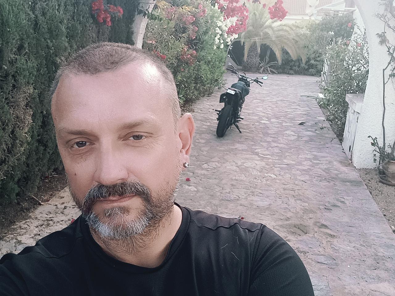 Chico busca chica en Alicante: 