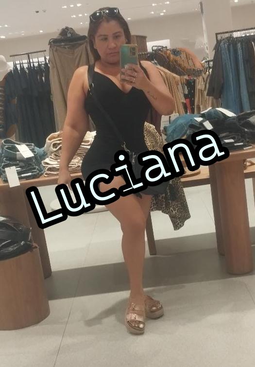 655786259: Chica busca chico en Sevilla