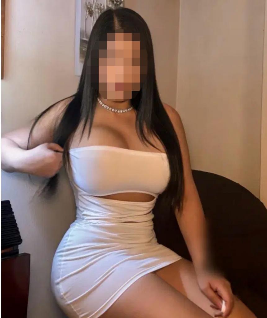 Chica busca chico en Granada: 