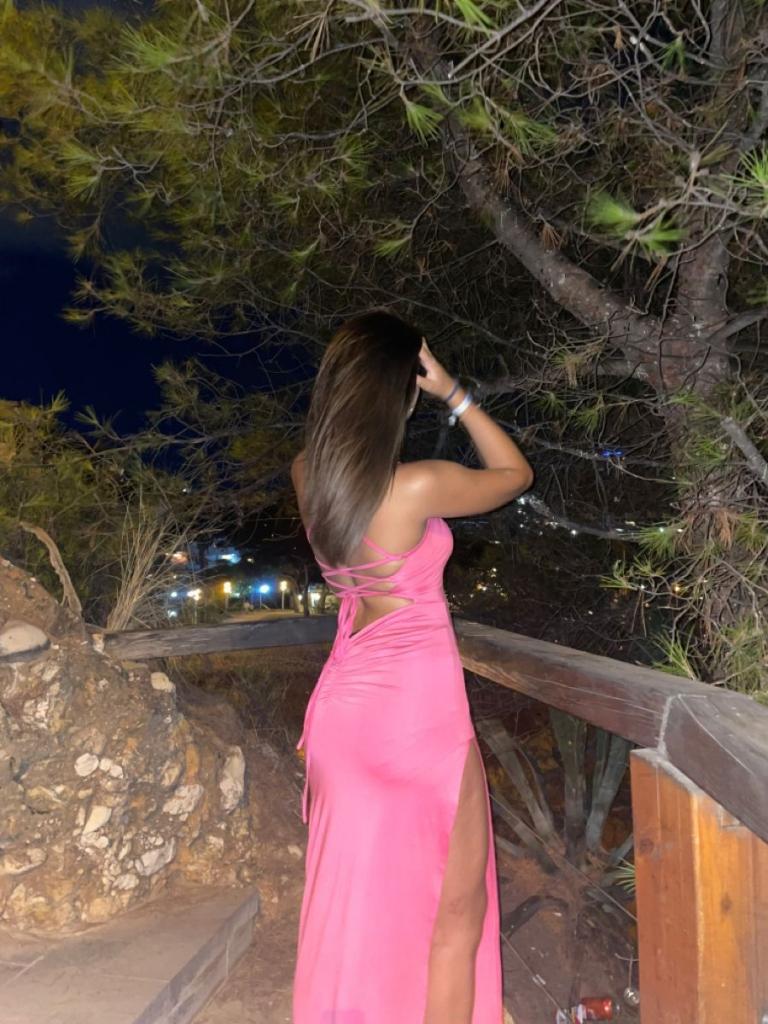 604372923: Chica busca chico en Tarragona