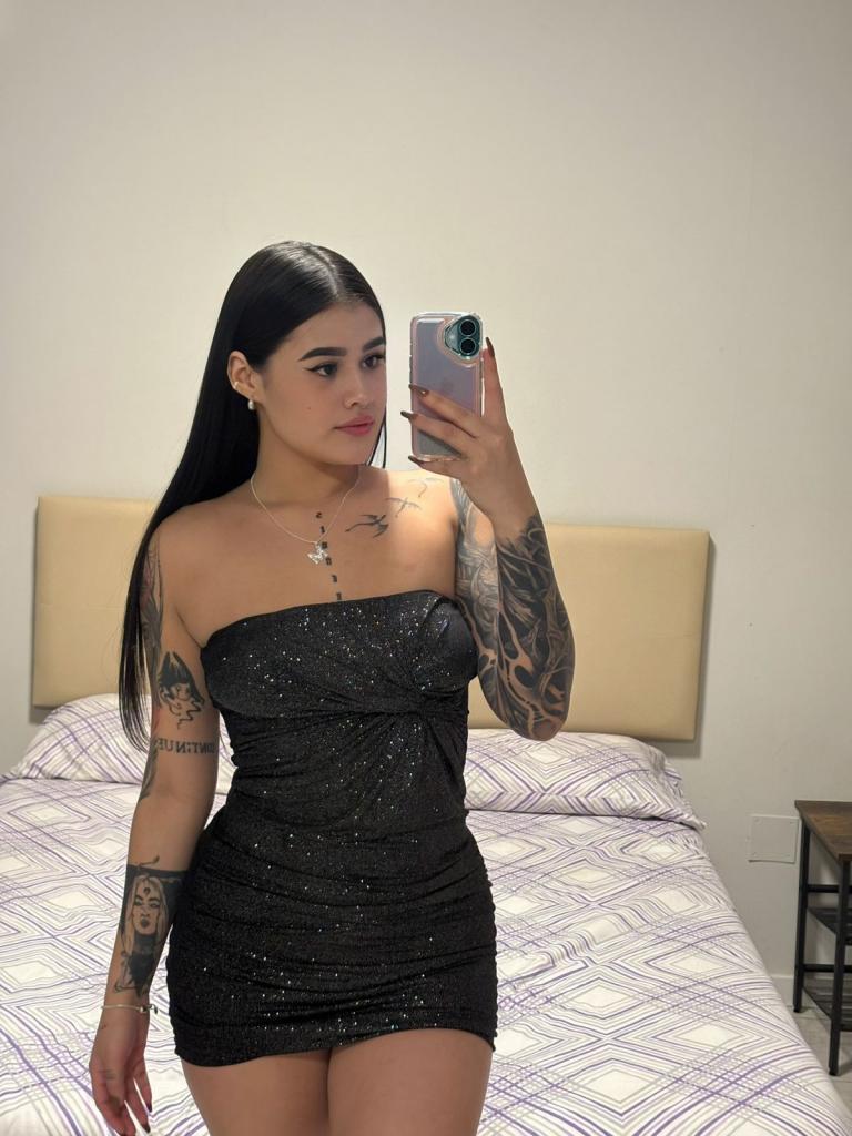Chica busca chico en Almería: 