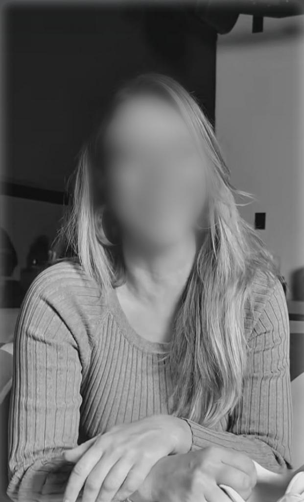 674801210: Chica busca chico en Murcia
