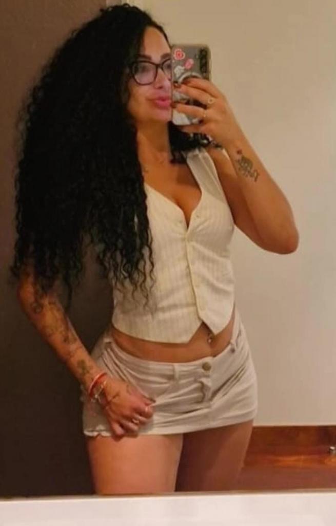Chica busca chico en Lugo: Chica busca chico