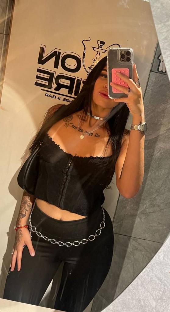 Chica busca chico en Murcia: 