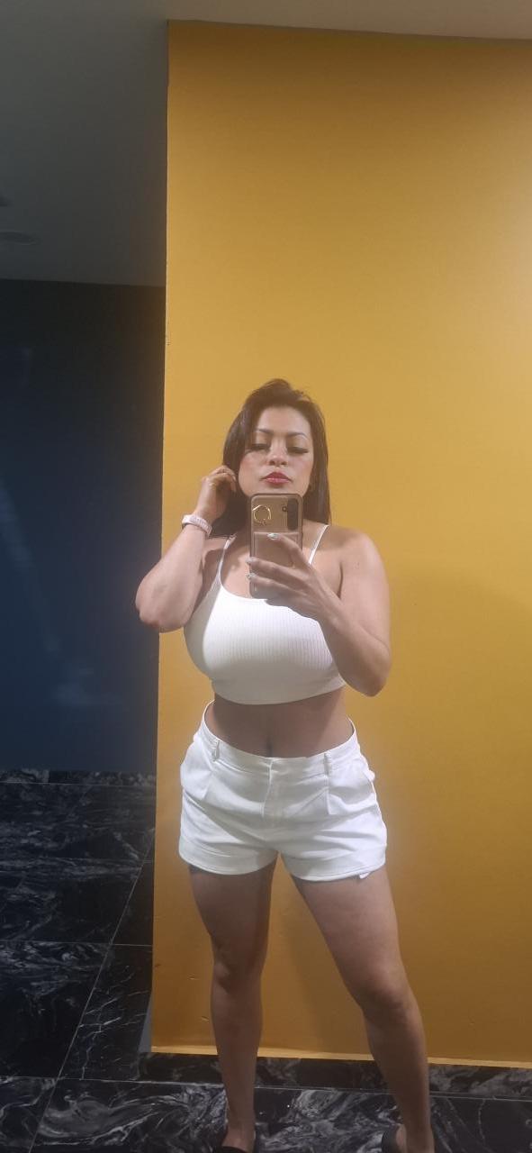 617712987: Chica busca chico en Melilla
