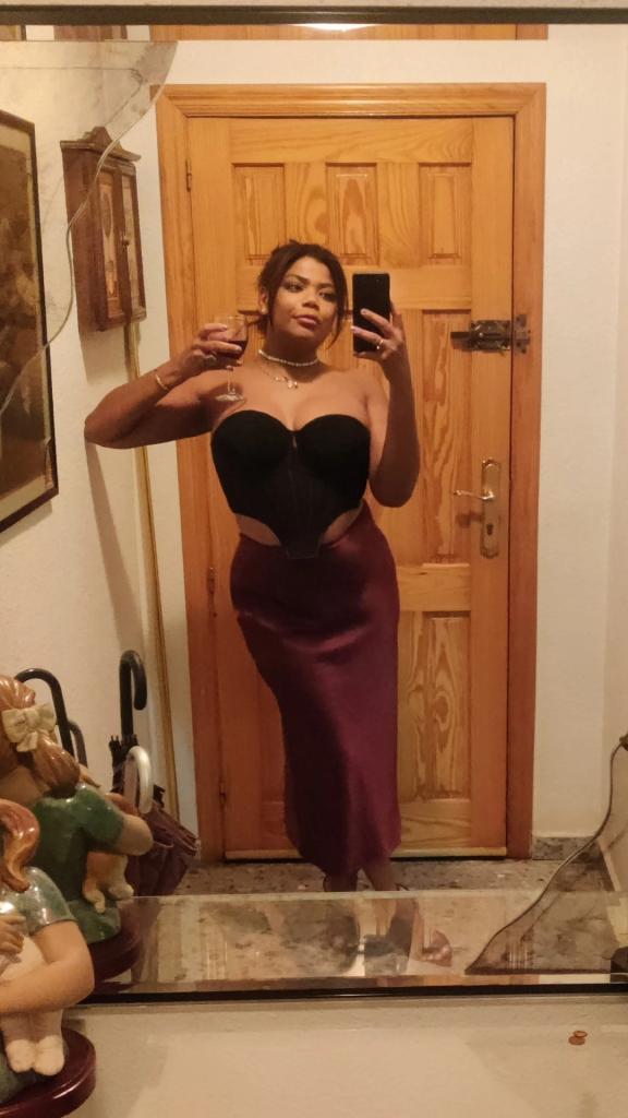 631013164: Chica busca chico en Alicante