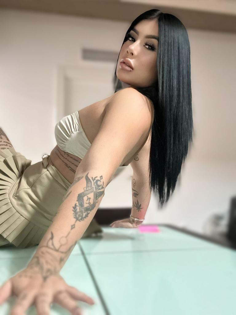 Chica busca chico en Cádiz: 