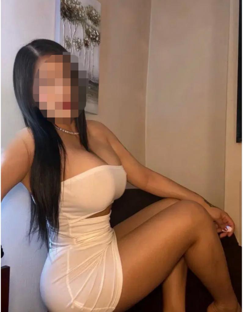 Chica busca chico en Granada: 