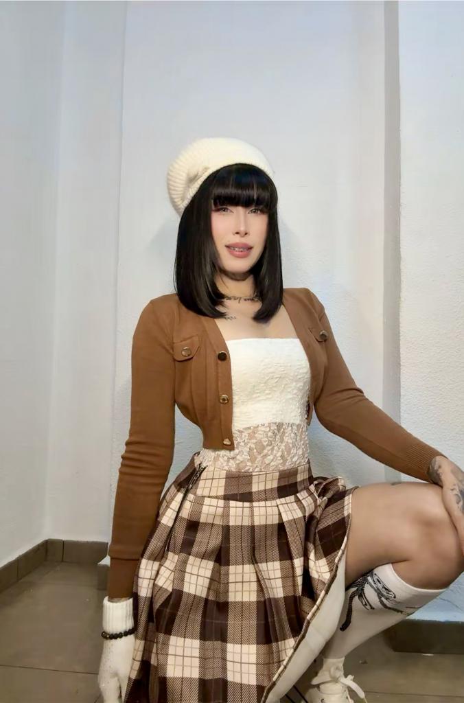 Chica busca chico en Granada: Chica busca chico