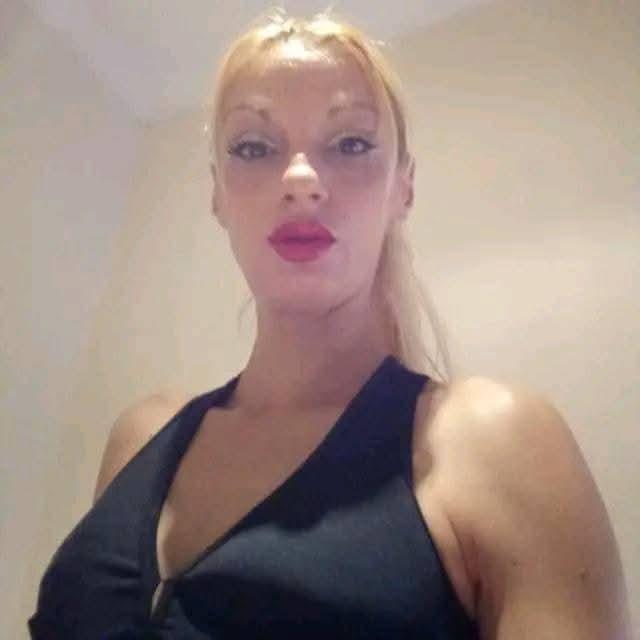 Chica busca chico en La Coruña: 