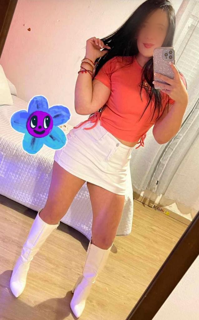 Chica busca chico en Granada: Chica busca chico