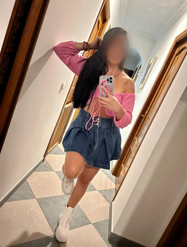 Chica busca chico en Granada: 