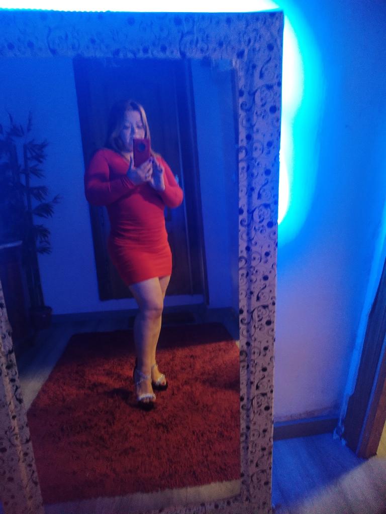 Chica busca chico en León: 