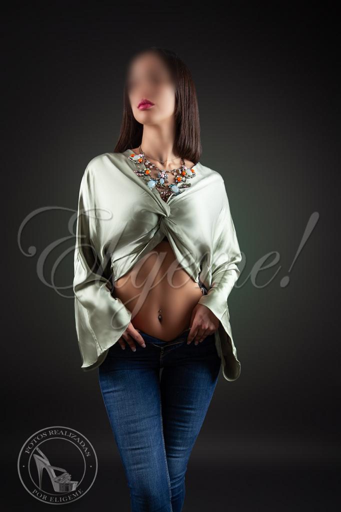 Chica busca chico en Barcelona: 