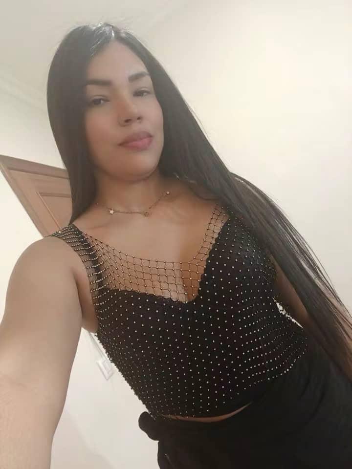 Chica busca chico en Sevilla: 