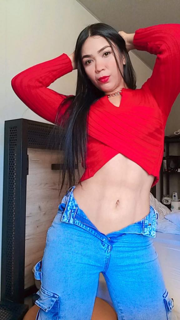 Chica busca chico en Ibiza: 