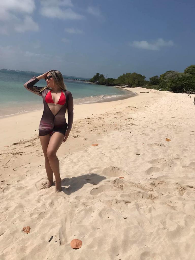 Chica busca chico en Almería: 