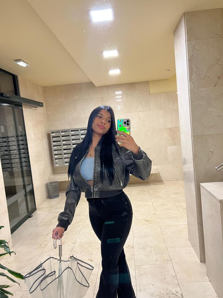 634047174: Chica busca chico en Orense