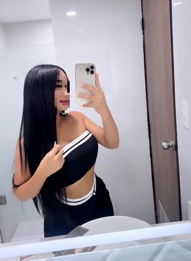 Chica busca chico en Tenerife: 