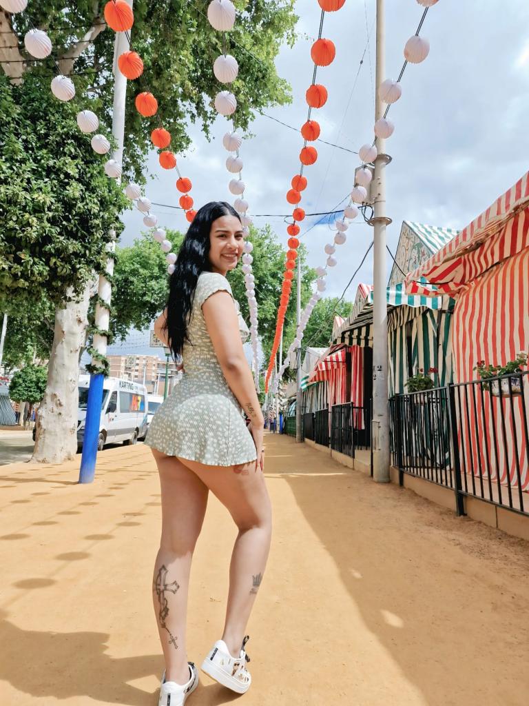Chica busca chico en Sevilla: 