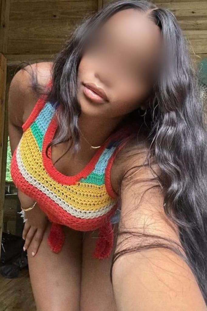 Chica busca chico en Pontevedra: 