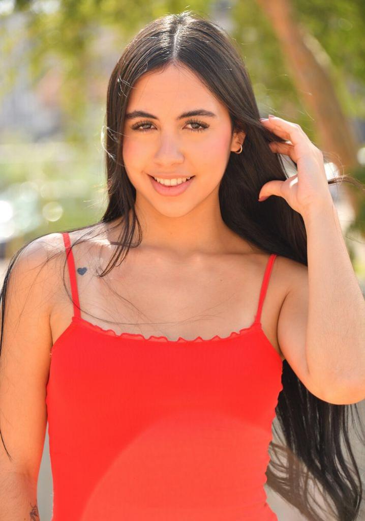 610896870: Chica busca chico en Zaragoza
