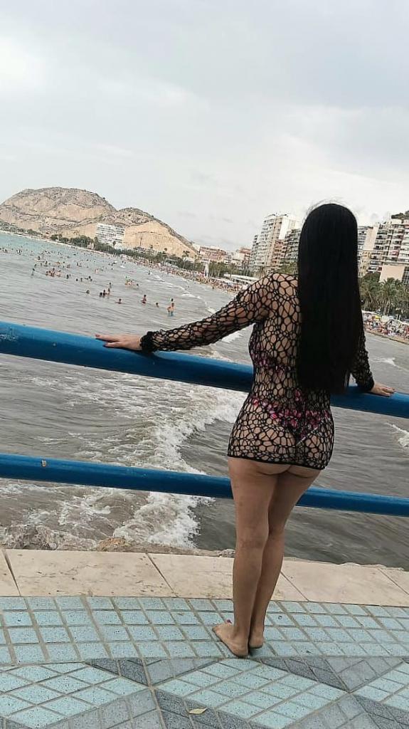 Chica busca chico en Alicante: 