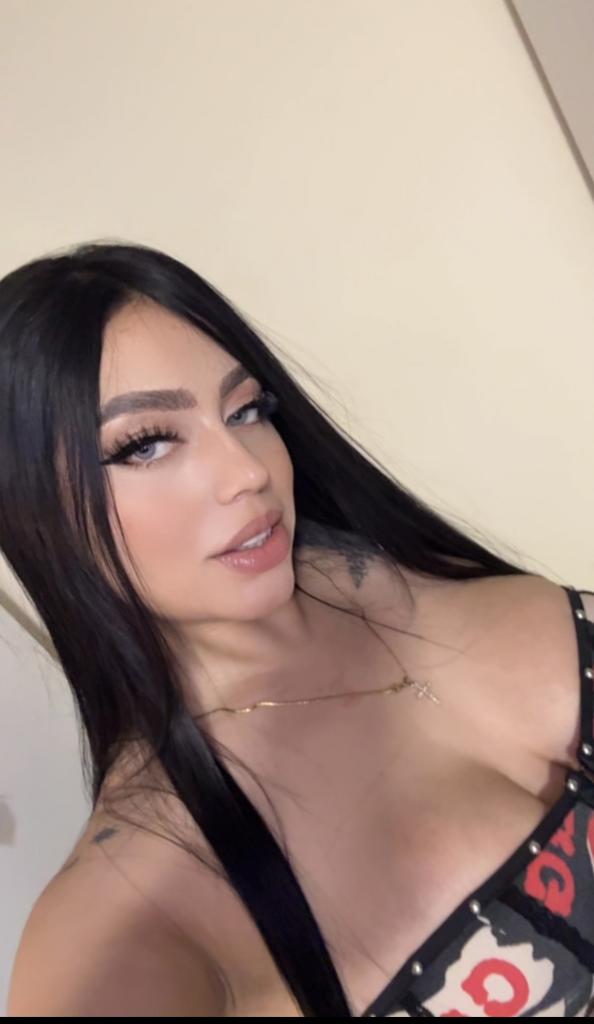 Chica busca chico en Cádiz: 