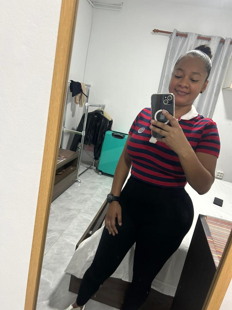 613167601: Chica busca chico en Lérida