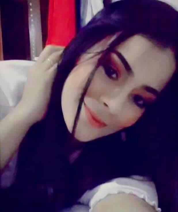 610362693: Chica busca chico en Barcelona