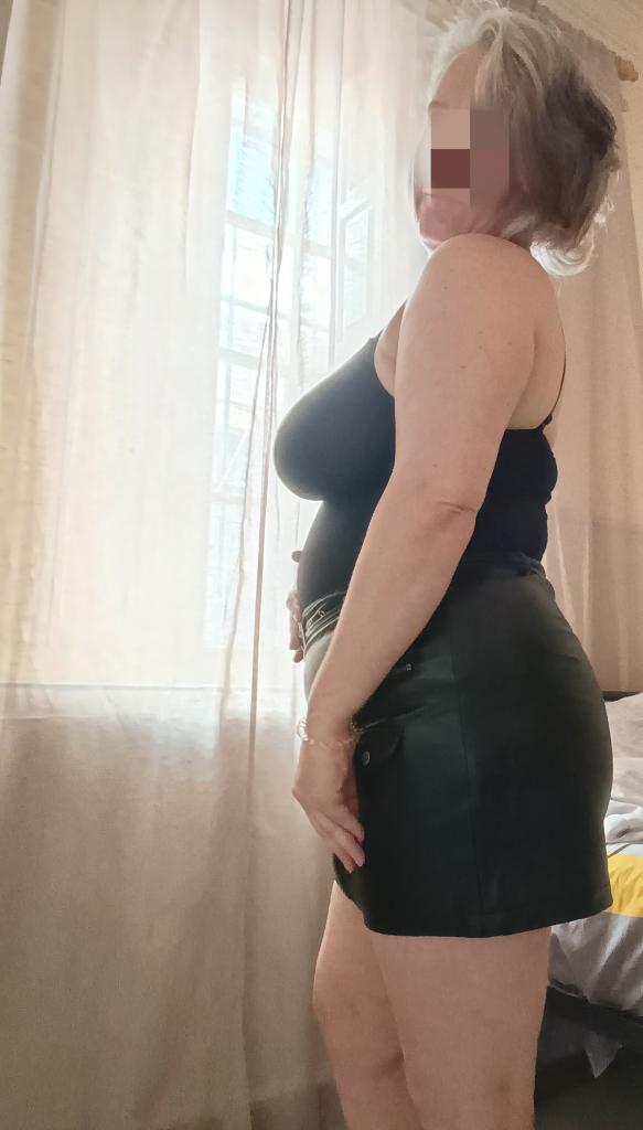 Chica busca chico en Cádiz: 